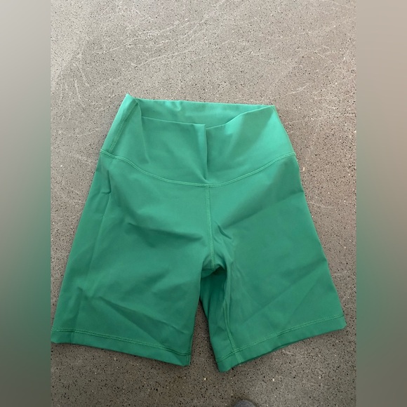 Tna action shorts - Picture 2 of 3